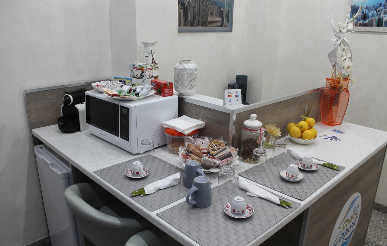 Charm Airport Bed & Breakfast Reggio di Calabria Ngoại thất bức ảnh